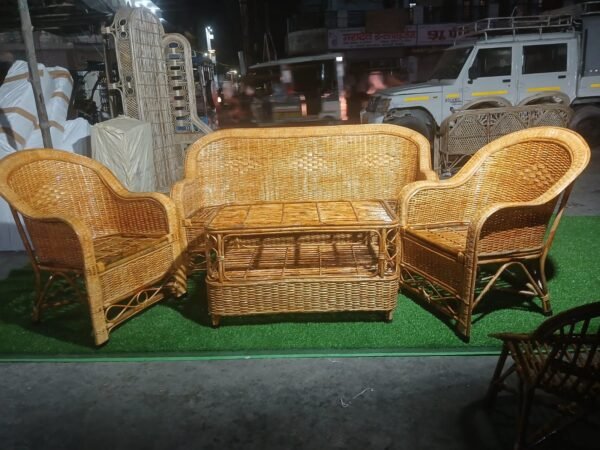 34fb990f-e689-42b5-ae15-e1edd4c3063e