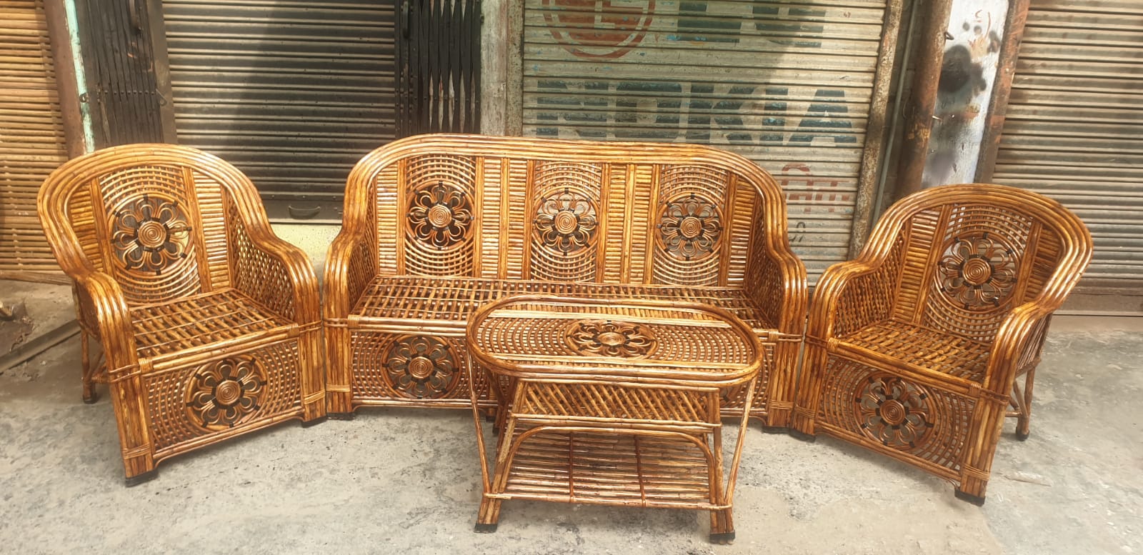 Bet ka sofa price discount